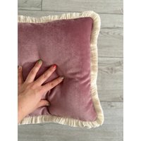 Altrosa Samtkissenbezug Mit Dekofransen, Boho Kissenbezug, Kissen 14x14, 20x20, 22x22, 24x24, 26x26 von PillowOasis