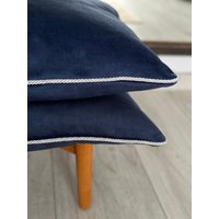 Dicker Fester Marineblauer Strukturierter Samtkissenbezug, Blaue Samtkissen, Dunkelblaue Kissenbezüge, 14x14, 20x20, 22x22, 24x24, 26x26 von PillowOasis