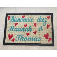 Personalisierte Fußmatte „Willkommen Bei Den Liebenden", Personalisierte Fußmatte, Originelle Mit Vornamen von PimprenelleCreations