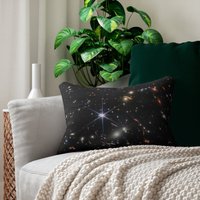 Weltraum-Kissen, Webb-Teleskop, Lendenkissen, Schwarzes Kissen, Stern-Kissen, Astrofotografie, Nasa-Kissen, Nasa-Geschenk, Kissen von PinePrintCo