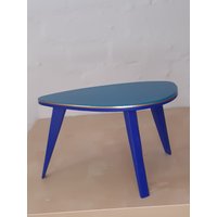 Sma' Mini Deko Tisch 50S Flair in Abgestimmten Blautönen von PinkChampagneOnIce