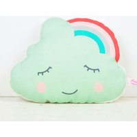Mini Wolke Mit Regenbogen Kissen in Mint Für Kinderzimmer Oder Baby Shower von PinkNounou
