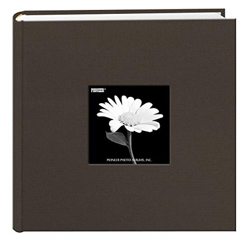 Pioneer Fotoalbum mit Fotofächern und Fotorahmen-Einband aus Stoff Warm Mocha Pioneer Fotoalbum mit Fotofächern und Fotorahmen-Einband aus Stoff Warm Mocha von Pioneer Photo Albums
