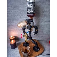 Industrieller Schnapsspender, Steampunk Spender, Alkoholliebhaber Geschenk, Getränkespender, Whiskey Dekanter, Jack Daniels Alkoholspender von PipeLightingStudio