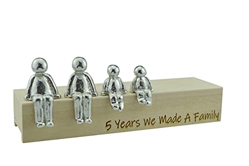 5th Anniversary Idea - 5 Years We Made A Family Metal Ornament - Choose Your Family Combination (2 Children) von Pirantin