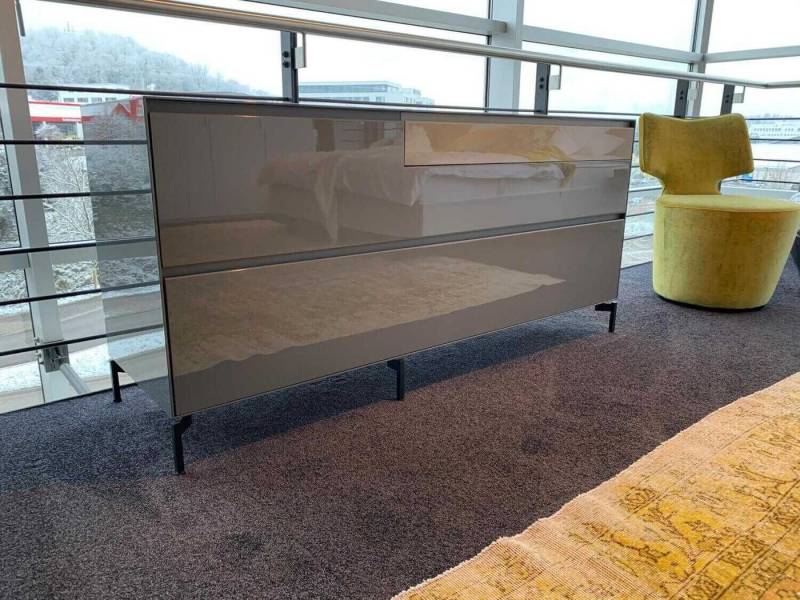 Piure Sideboard Sideboard Nex MDF Grau Hochglanz Füße Dunkelgrau von Piure