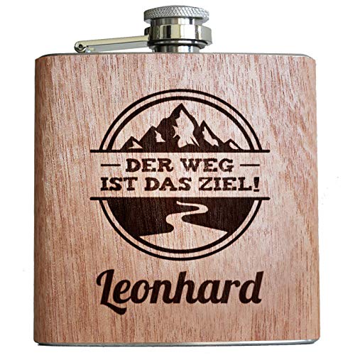 Der Weg ist das Ziel Holz Flachmann mit persönlicher Gravur eigener Name Geschenk Bergsteiger Wandern Klettern Bergtour Berge Bergsteigen Männer Frauen Individuell von Pixelstudio