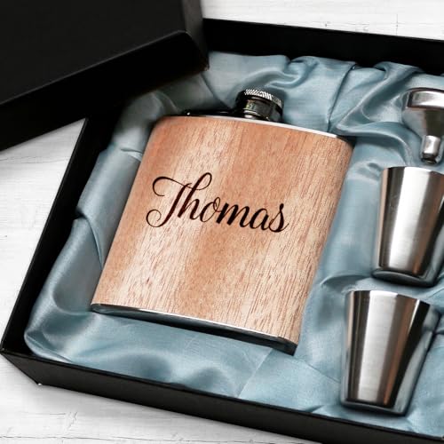 Flachmann mit Gravur. Edelstahl Flachmann personalisiert. Geschenke für Männer. Holz von Pixelstudio