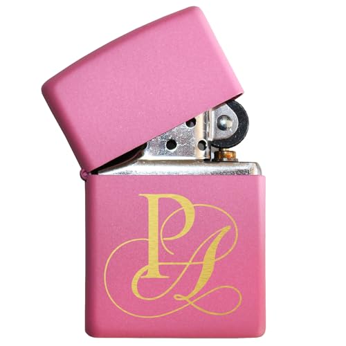 Frauen Feuerzeug Zippo mit Gravur, pink | Sturmfeuerzeug mit Initialen & Namen | Pinkes Zippo personalisiert. Rosa Feuerzeug mit Gravur Nur Zippo (unbefüllt) von Pixelstudio