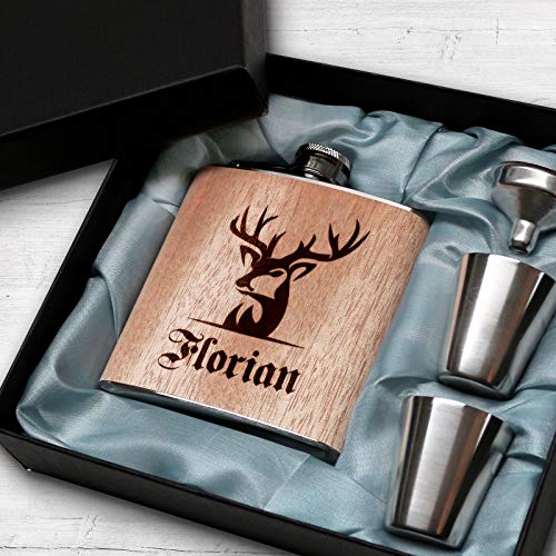 Pixelstudio Holz Flachmann mit Hirsch Gravur personalisiert mit Name! Mit Geschenkset als Männer Geschenk für Jäger persönlich. Hirsch Flachmann mit Gravur. von Pixelstudio