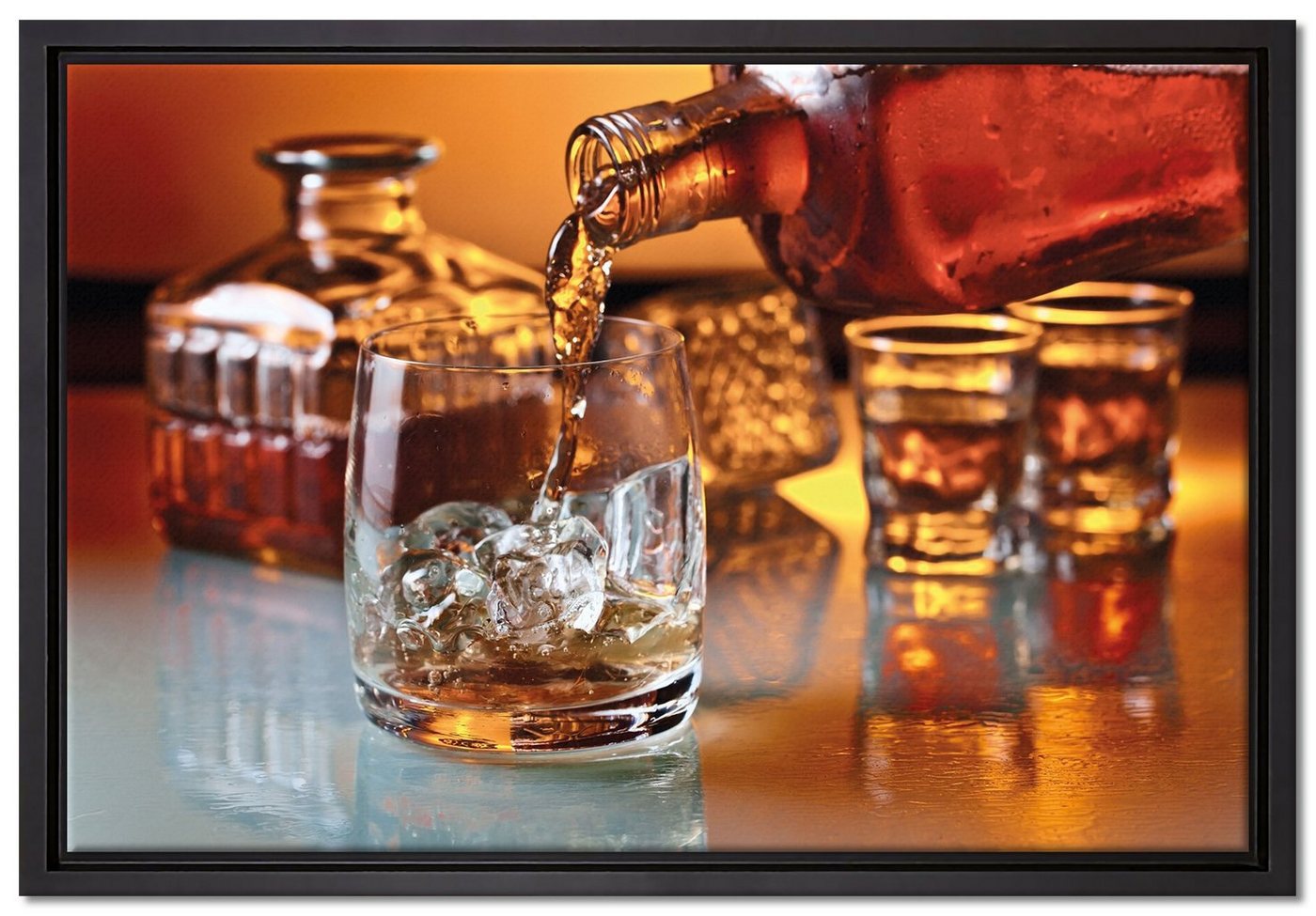 Pixxprint Leinwandbild Edler Whiskey, Wanddekoration (1 St), Leinwandbild fertig bespannt, in einem Schattenfugen-Bilderrahmen gefasst, inkl. Zackenaufhänger von Pixxprint