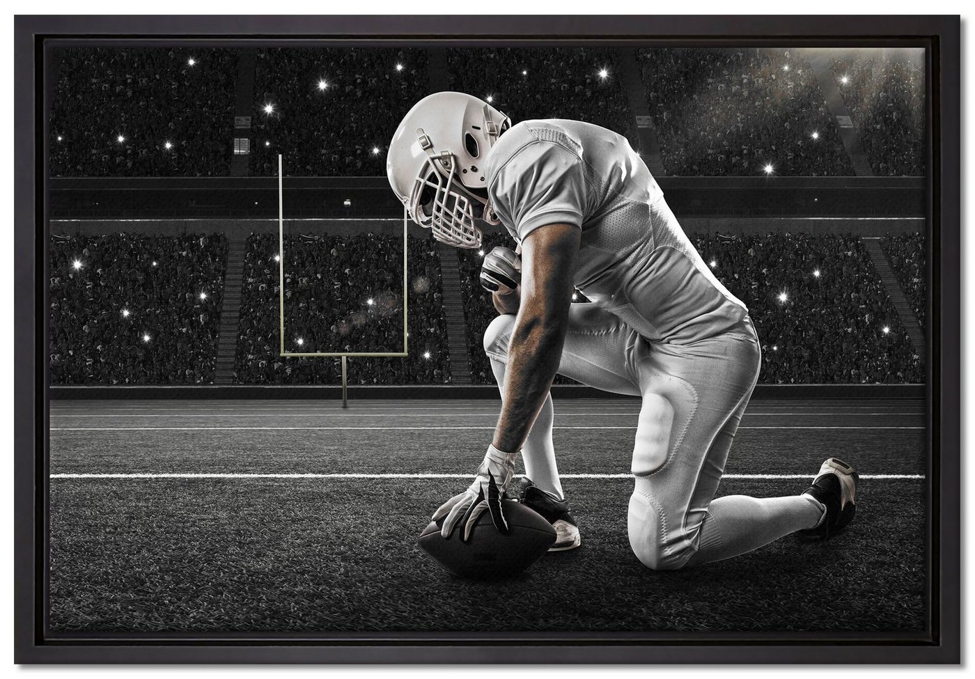 Pixxprint Leinwandbild knieender Football-Spieler, Wanddekoration (1 St), Leinwandbild fertig bespannt, in einem Schattenfugen-Bilderrahmen gefasst, inkl. Zackenaufhänger von Pixxprint