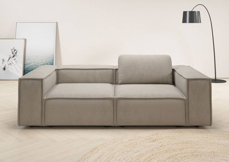 Places of Style 2-Sitzer Watertown, modernes Sofa 246 cm breit, auch in Feincord, stilvolles Sofa für 2 Personen mit extra breiter Sitzfläche von Places of Style