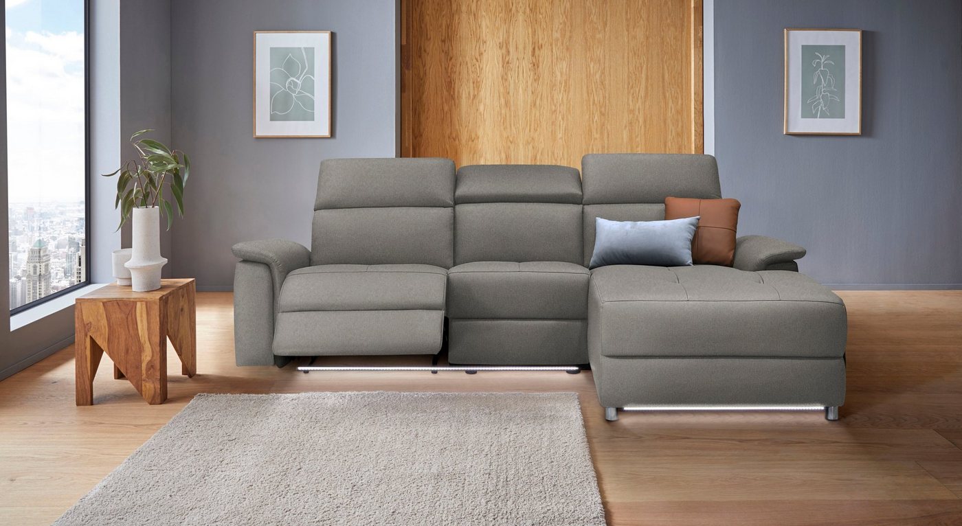 Places of Style Ecksofa Pareli, L-Form, 259cm,m. Recamiere, Echtleder, Kunstleder, Webstoff, man. o. elektr. Relaxfunktion, USB/Kopfteilverstellg u. LED von Places of Style