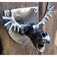Flaschenöffner - An Der Wand Befestigter Elch-Kopf Aus Recyceltem Metall von PlanetDork