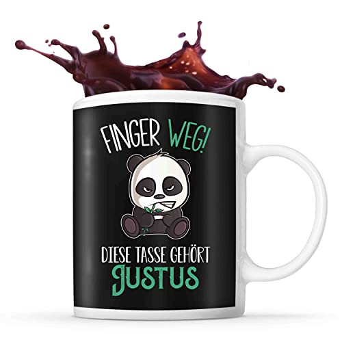 Tasse Justus | Finger Weg! Diese Tasse gehört | Vorname Panda Tasse mit Spruch lustig Fun Tasse Geschenkidee fürs Büro zum Geburtstag Jubiläum Kaffeetasse Bürotasse von Planetee