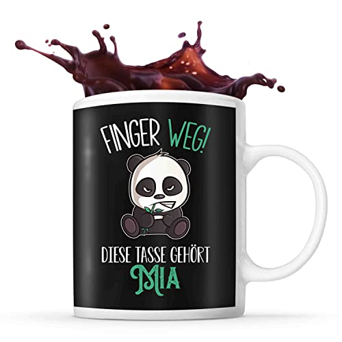 Tasse Mia | Finger Weg! Diese Tasse gehört | Vorname Panda Tasse mit Spruch lustig Fun Tasse Geschenkidee fürs Büro zum Geburtstag Jubiläum Kaffeetasse Bürotasse von Planetee