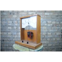 Großes Vintage Labor Voltmeter Antik 1950Er Jahre Lehramt Lehrmittel Sehhilfe Physik Klassenzimmer Modell Elektrotechnik Großes Vintage Labor Voltmeter Antik 1950Er Jahre Lehramt Lehrmittel Sehhilfe Physik Klassenzimmer Modell Elektrotechnik von PlanographicSociety