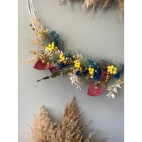Trockenblumenkranz Ca. 50 cm, Trockenblumenkranz Türkranz Ring Trockenblumen Boho Floral Hooptrockenblumenring Kranz Frühling Trockenblumenkranz Ca. 50 cm, Trockenblumenkranz Türkranz Ring Trockenblumen Boho Floral Hooptrockenblumenring Kranz Frühling von Plantarelle