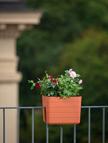 Balkonkasten Geländerkasten Blumenkasten Pflanzkasten für Geländer und Zaun mit Selbstbewässerung (Terrakotta) von Plastia