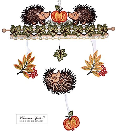 entzückendes Windspiel 29x35 cm + Saugnapf Plauener Spitze ® Igel Fensterbild Herbst Halloween Erntedank Blätter Mobile Apfel von Plauener Spitze Fensterbild Herbst