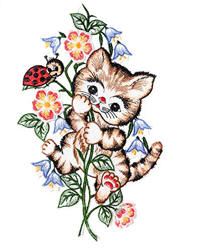Plauener Spitze farbiges Fensterbild Katze mit Blumen Höhe x Breite ca. 20x33 cm von Plauener Spitze