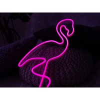 Benutzerdefinierte Flamingo Neon Schild Niedliche Vögel Home Dekoration Led Dekor Custom Wand Sigh Pink Geschenk Personalisiert Haus Licht von PlayPath