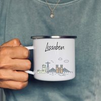 Städtetasse Lissabon | Skyline Keramiktasse Emaillebecher Personalisierbar Geschenk Becher Tasse I Metallbecher Reise Stadt von PlottTwistDE