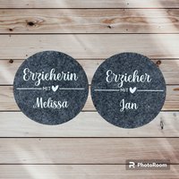 Untersetzer | Erzieherin Mit Herz Erzieher Name Personalisiert Und Individuell Untersetzer | Erzieherin Mit Herz Erzieher Name Personalisiert Und Individuell von PlottdesignByNancy