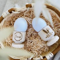 Personalisierte Eierbecher Aus Holz I Osterdekoration Osterdeko Ostergeschenk Frühstückstisch von PlotterCreative
