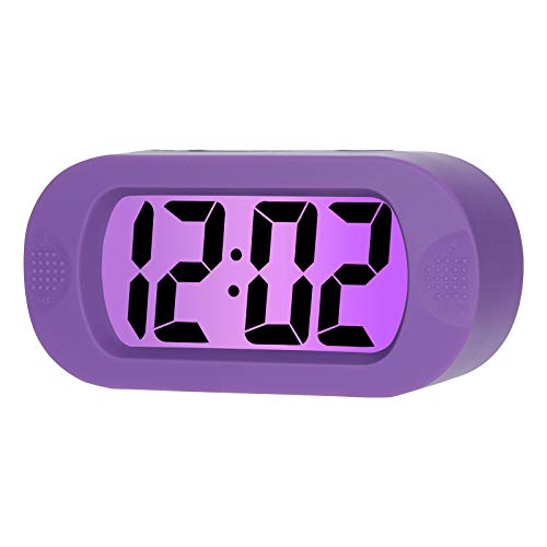 Plumeet Einfach Einzustellen, Großer Digitaler LCD-Reisewecker, Mit Schlummermodus und Nachtlicht, Ansteigendem Soundalarm & Handgerät-Größe, Kinder (Lila) von Plumeet