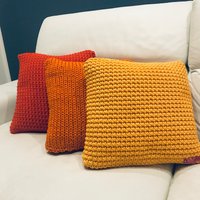 Dekorative Kissen Gelb Orange Rot Einzigartige Geschenke Handmade in Italien von PoPouf