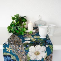 Blauer Pfau Gobelin Tischläufer Weiß Blumen Stil Jacquard Premium Qualität 35cm Breit 13, 8 Inch von PolDesignPL