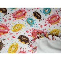 Superweich Fleece Hand Gebunden Donut Decke Cabin Erwachsene Kleinkind Krawatte Baby von PolarKnittings