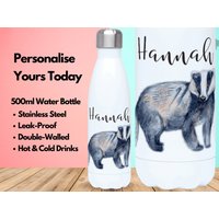 Personalisierte Wasserflasche Vakuum Isoliert Edelstahl 500Ml, Heiß & Kalt Gym Flasche, Name, Dachs Geschenke, Geschenke Für Liebhaber von PollyannaPoops