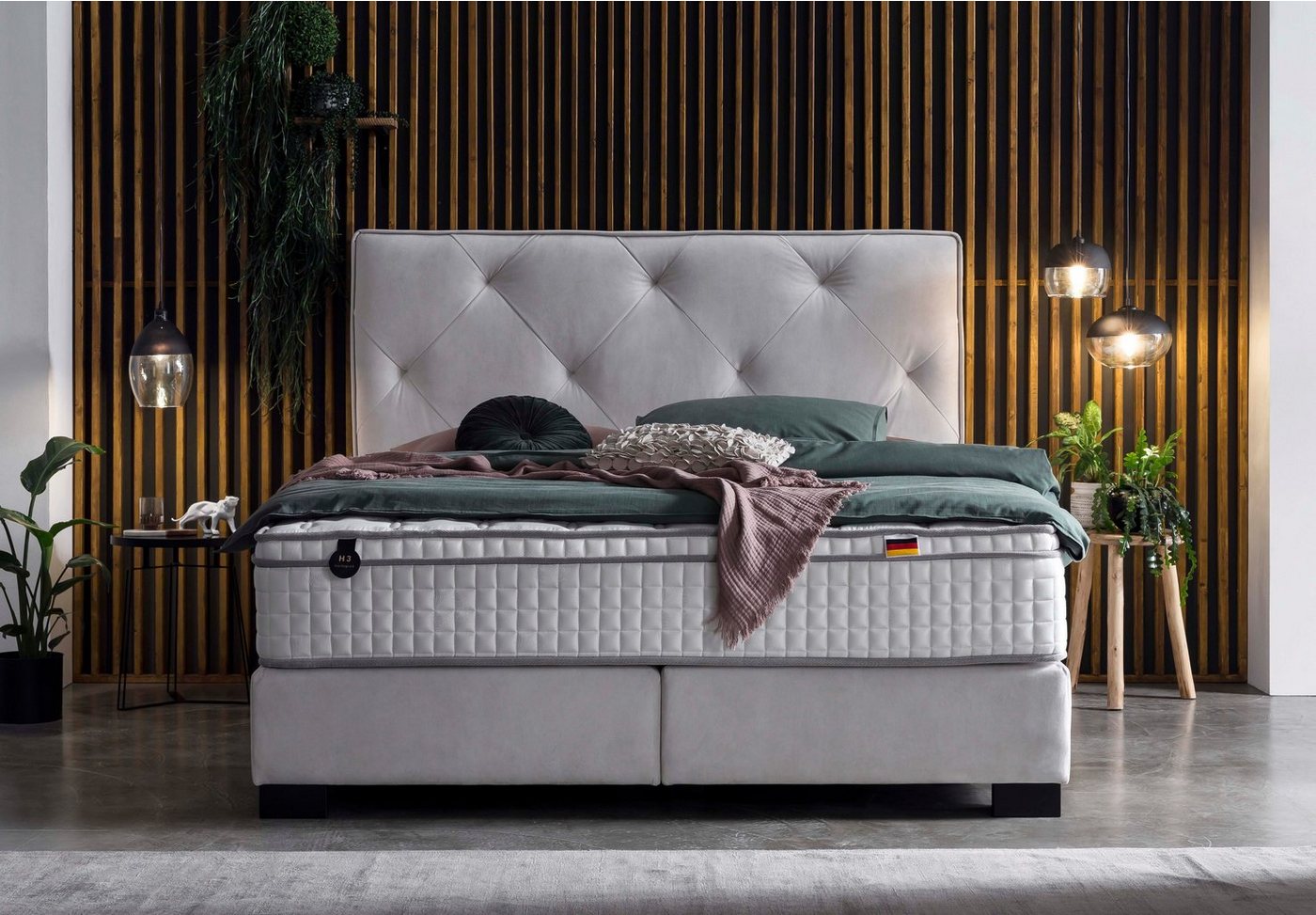 Polsterei Marya Boxspringbett MOSCOW, LUXURY Chesterfield box spring bett schlafzimmer wahlweise mit Matratze & Topper von Polsterei Marya