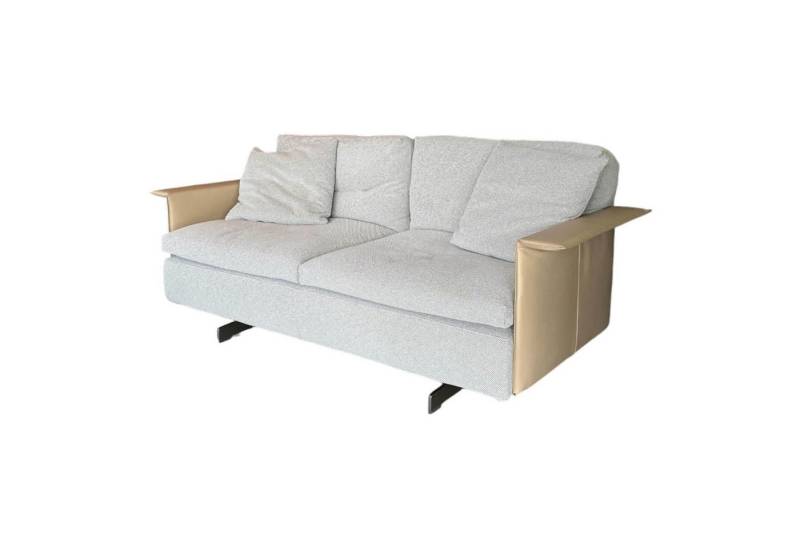 Poltrona Frau 2-Sitzer Sofa Zweisitzer Grantorino Stoff Col. Tess Bouce Sabbia Grau von Poltrona Frau