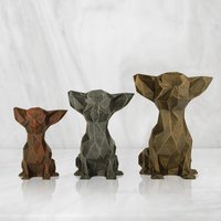 Personalisierbare Chihuahua Figur | Low Poly Hund Tierskulptur 3D-Gedruckt & Handbemalt Einzigartiges Geschenk Deko Für Zuhause von Polyrized3D