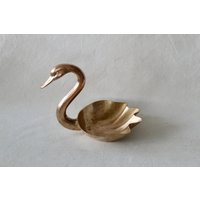 Großer Vintage Mid Century Messing Schwan Münze Schlüsselschale Pflanzgefäß von PopUpModern