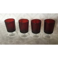 4 Vintage Luminarc Kleine Rubin Gläser 4 Vintage Luminarc Kleine Rubin Gläser von Popeth