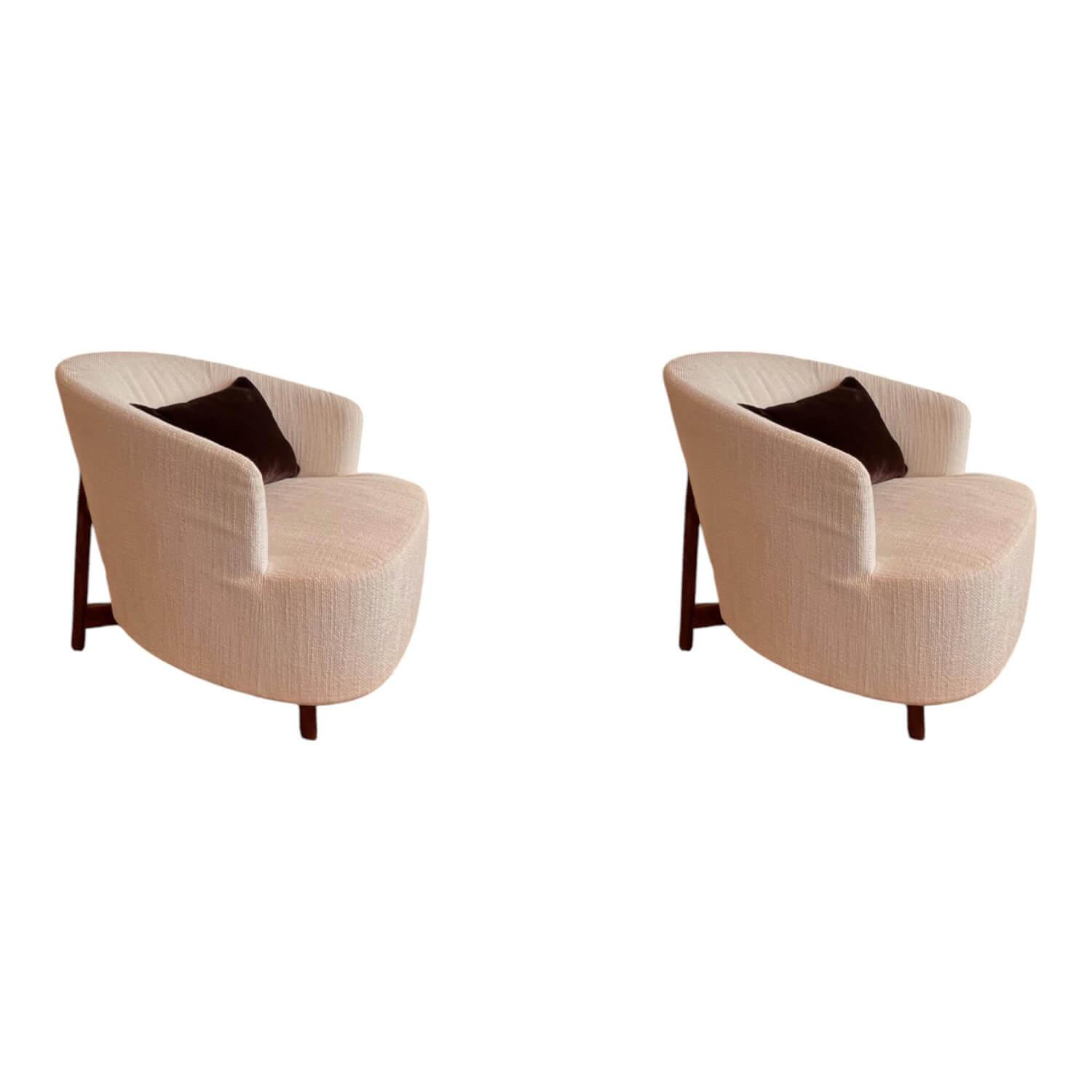2er-Set Sessel Copiene Heller Stoff Beige Gestell Noce Canaletta Nussbaum von Porada