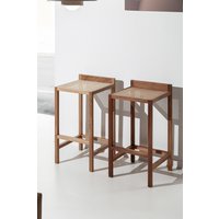 Alto Barhocker Aus Holz | Hocker Nussbaum Eiche Asche Rattan von PorventuraFurniture