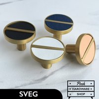 Sveg // Knäufe Aus Leder Und Messing - Moderne Beschläge Für Möbel Schränke. 4 Farben Beige, Schwarz, Blau Weiß Sveg // Knäufe Aus Leder Und Messing - Moderne Beschläge Für Möbel Schränke. 4 Farben Beige, Schwarz, Blau Weiß von PoshHardwareShop