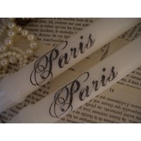 Paar Weiße Kerzen - Gestempelt Paris Ooh La von PoshParis