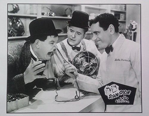 Poster+ Stan Laurel, Oliver Hardy: In 1000 Nöten | Filmplakat, [50 x 70 cm] von Poster+