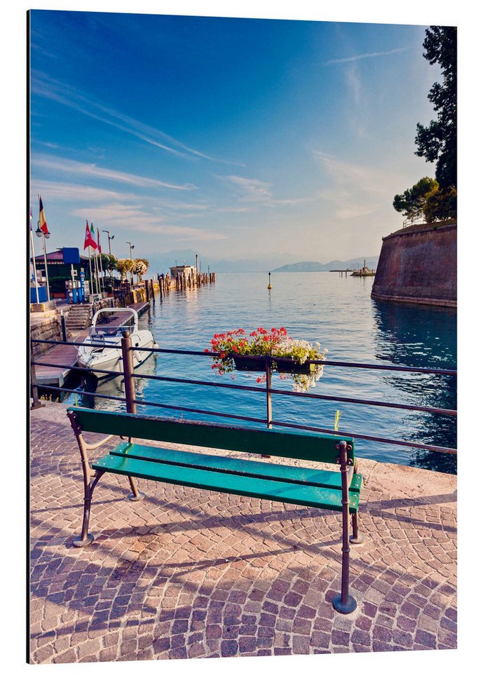 Posterlounge Alu-Dibond-Druck Editors Choice, Bank an der Küste von Garda in Peschiera, Esszimmer Fotografie von Posterlounge