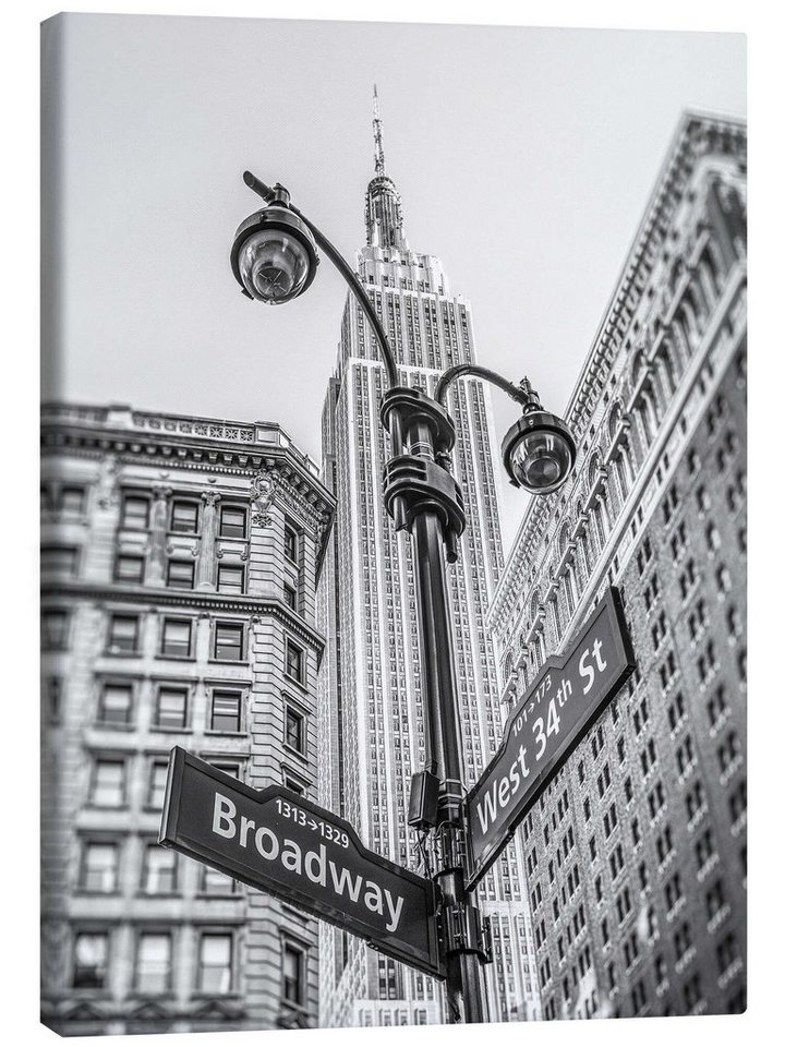 Posterlounge Leinwandbild Assaf Frank, Broadway-Schild in New York, s/w, Wohnzimmer Modern Fotografie von Posterlounge