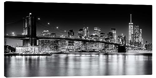 Posterlounge New York City Skyline bei Nacht, Brooklyn Bridge I Leinwandbild von Sascha Kilmer Wandbilder für jeden Raum 120 x 60 cm Schwarz-Weiß Schwarz-Weiß Fotografie Wanddeko von Posterlounge
