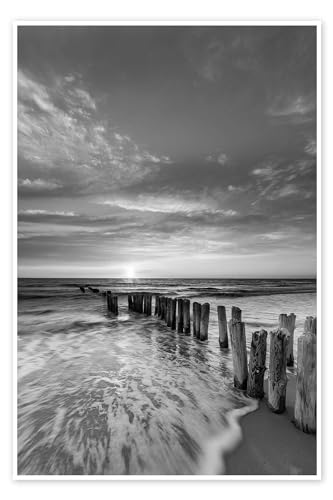 Sonnenuntergang an der Nordsee Poster von Heiko Mundel 60 x 90 cm Schwarz-Weiß Wandbilder Wanddeko von Posterlounge