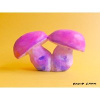 Pilzpaar | Electric Purple, 10 cm Groß - Acrylfarbe Auf Polymer Clay Über Kupfer von PotentAssemblage